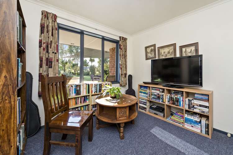 187 Bangor Road Darfield_22