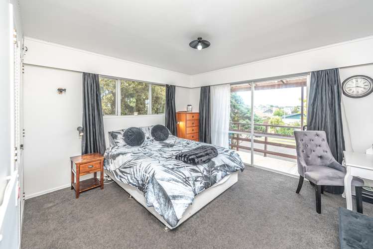 40 Exeter Crescent Springvale_12