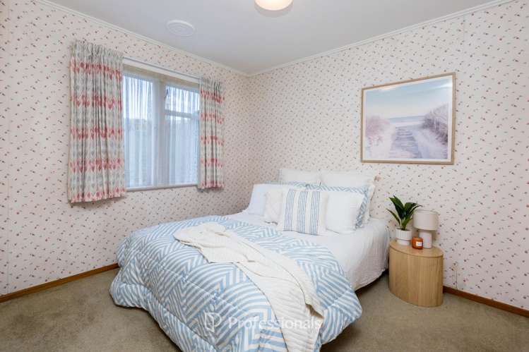 1248 Fergusson Drive Brown Owl_10