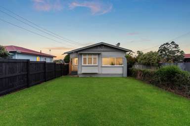 1584 Great North Road_1