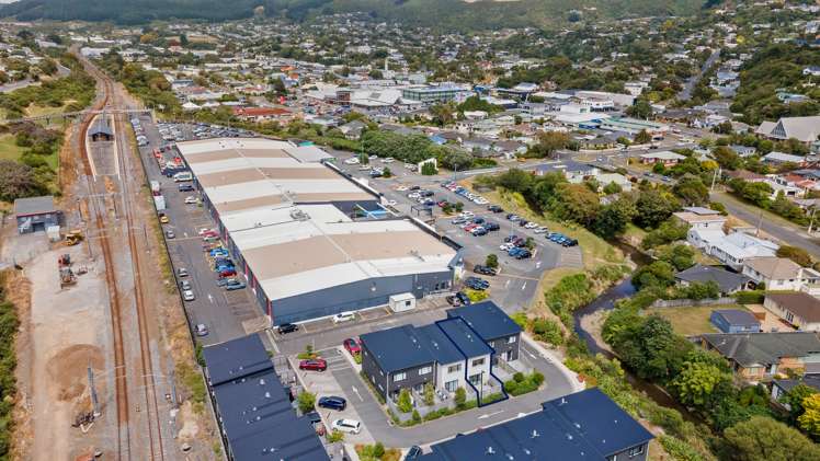 13/9 Surrey Street Tawa_16