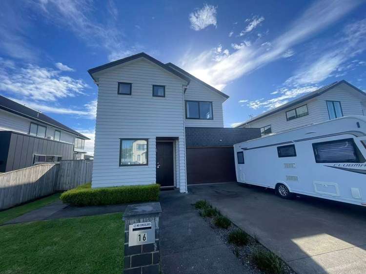 16 Thistle Close Beachlands_1