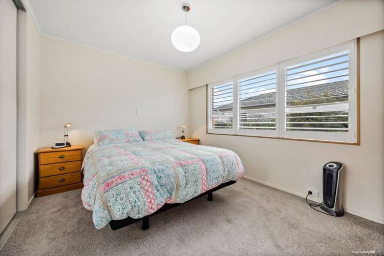 1/6 Melanie Place Orewa_12