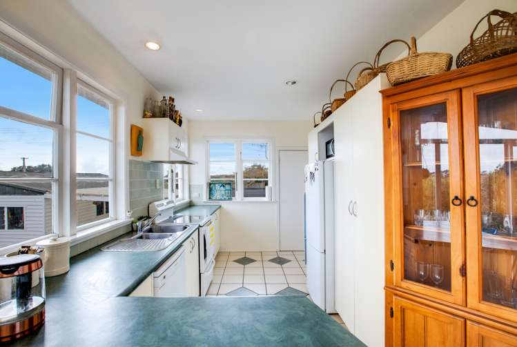 1 Staveley Avenue Mount Roskill_8