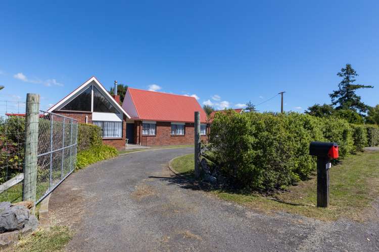 203 Fergusson Road Halcombe_24