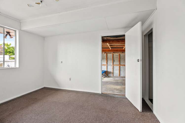 235 Tramway Road Enderley_12