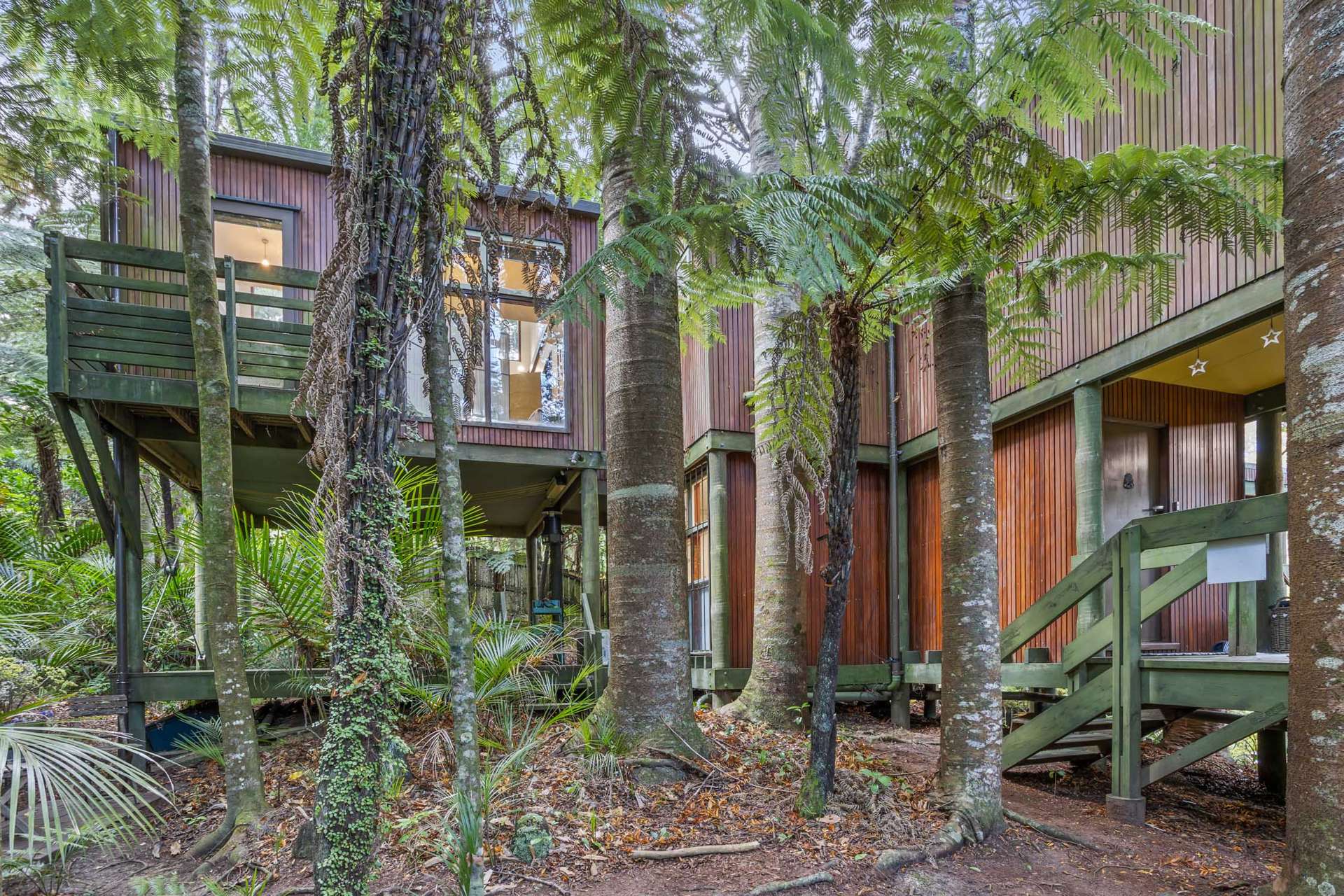 35 Sylvan Valley Avenue Titirangi_0