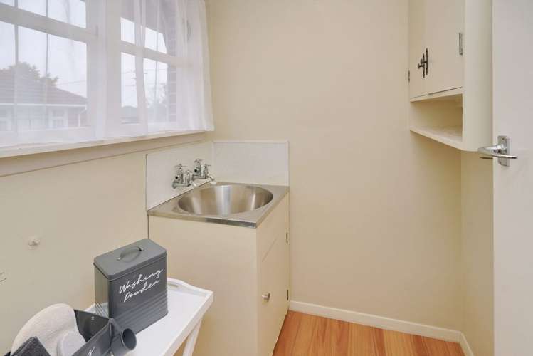 74 Joy Street Shirley_4