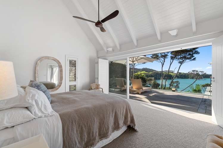 729 Orapiu Road Waiheke Island_29