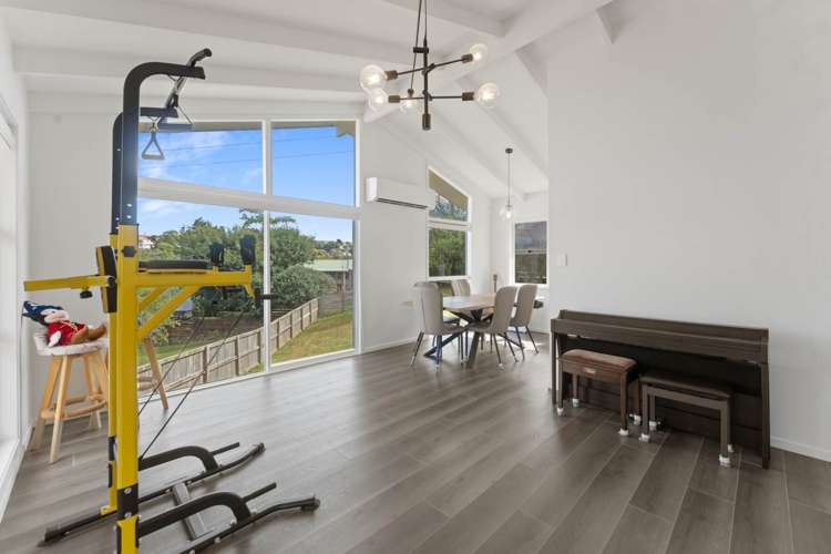 62 Totaravale Drive Totara Vale_9