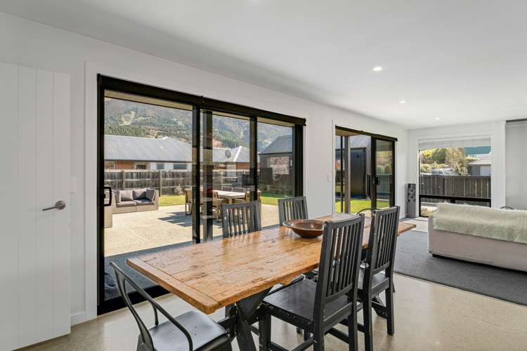 22 Hewson Crescent Lake Hawea_5