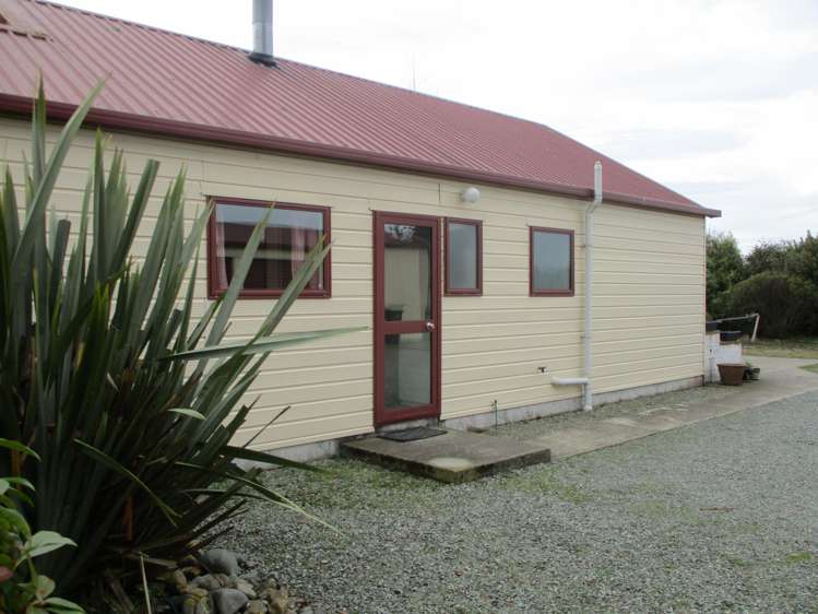 128 Hopkinson Road Temuka_12