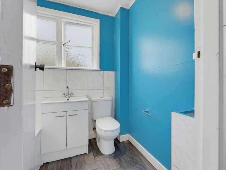 77 Andrew Street Marchwiel_13