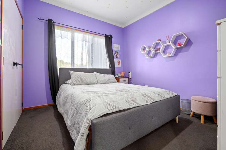 331 Athlone Drive Cambridge_11