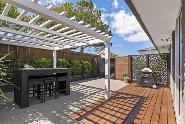 28 Sunny Bay Road Matua_15