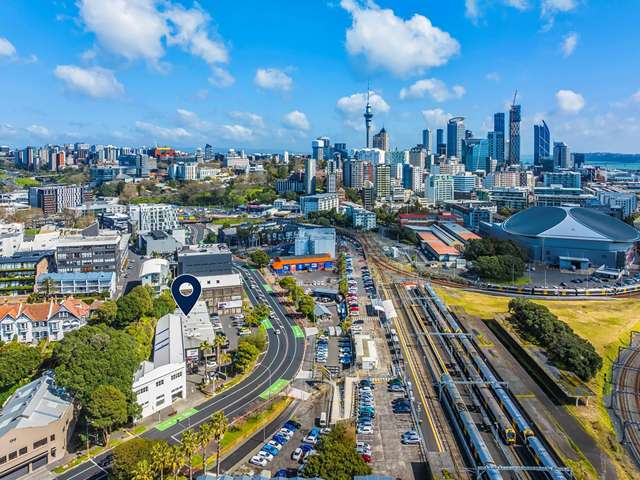 7a/77 The Strand Parnell_2