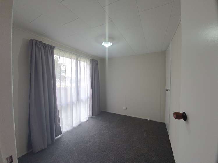 5/15 Barneys Farm Road Clendon Park_13