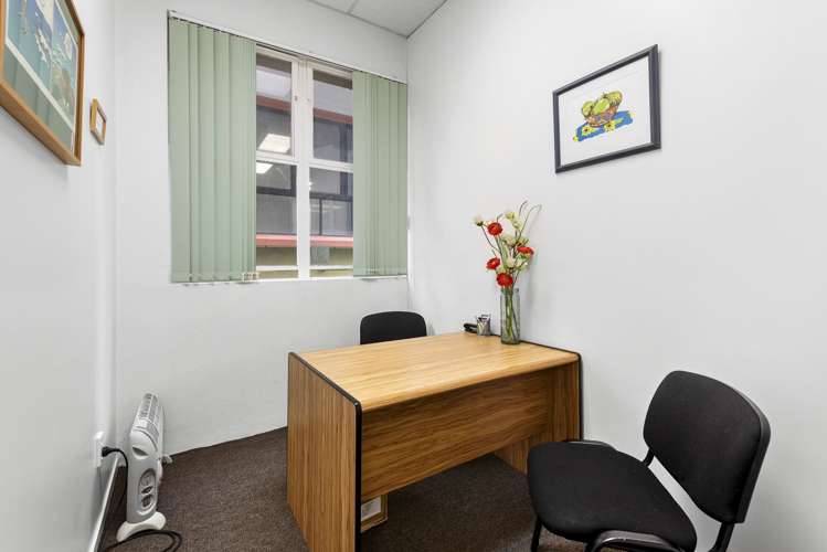 11-13 Robe Street New Plymouth Central_13