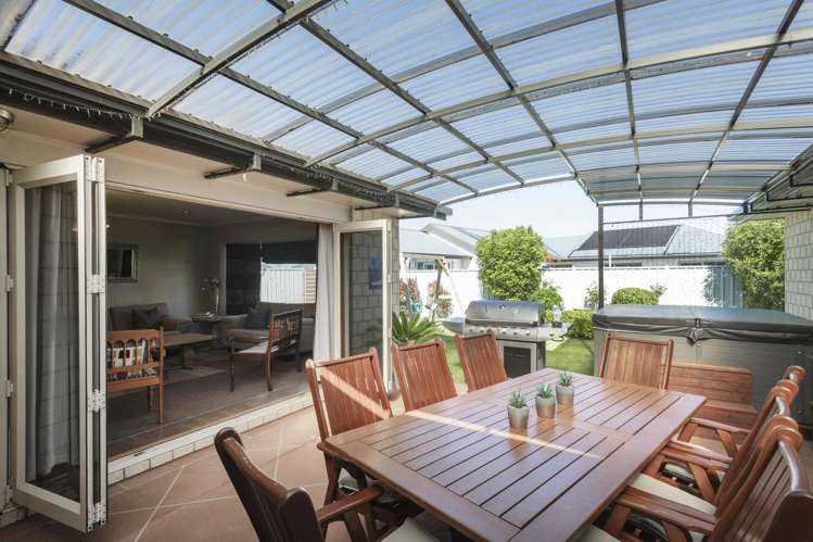 20 Margaret Place Lytton West_5