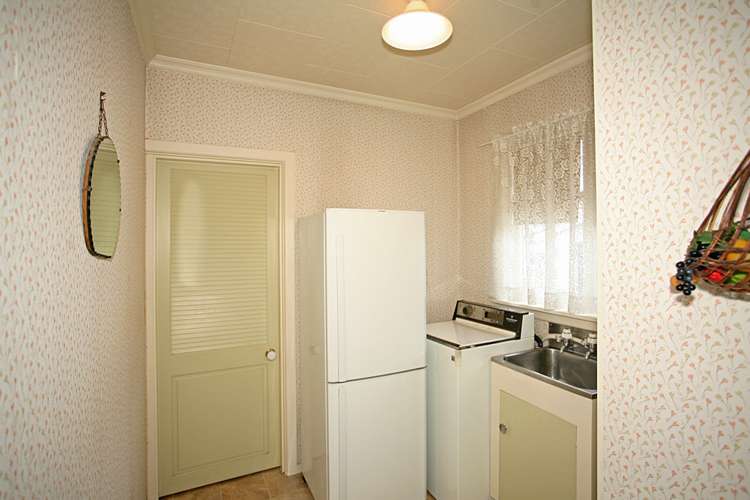 120 Springs Road Hornby_15