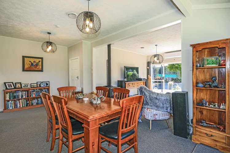 7 Longlands Road East Longlands_9