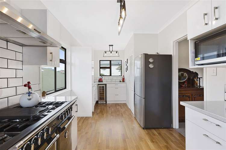 97 Grant Road Thorndon_6