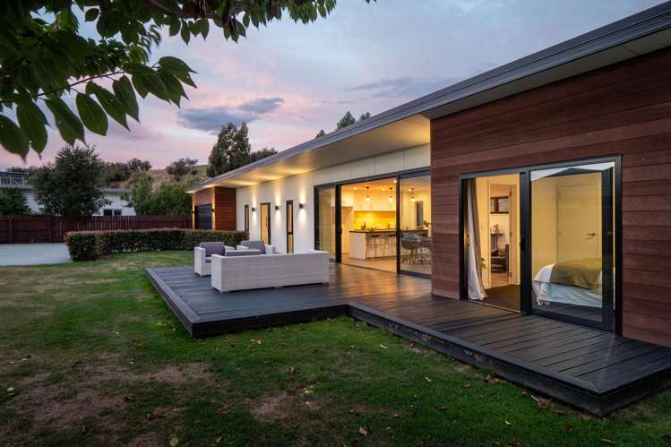 72 Risinghurst Terrace Lower Shotover_4