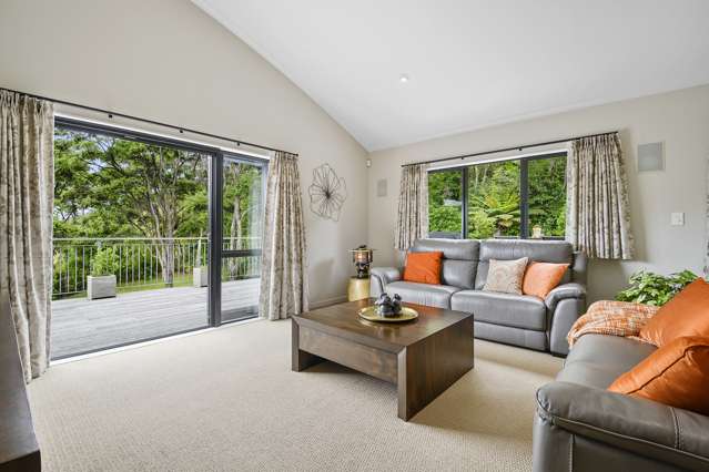 81 Stoney Creek Drive Waitakere_2