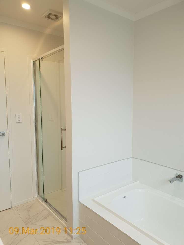 54 Featherstone Drive 2743_13