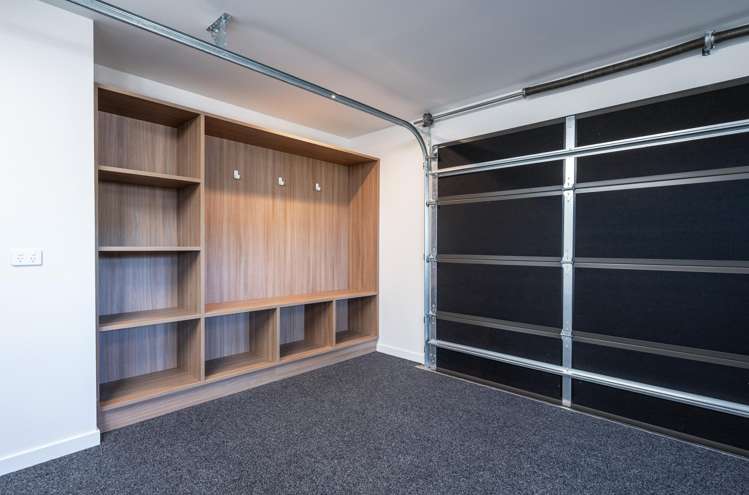 38 Hallmark Drive Richmond_23