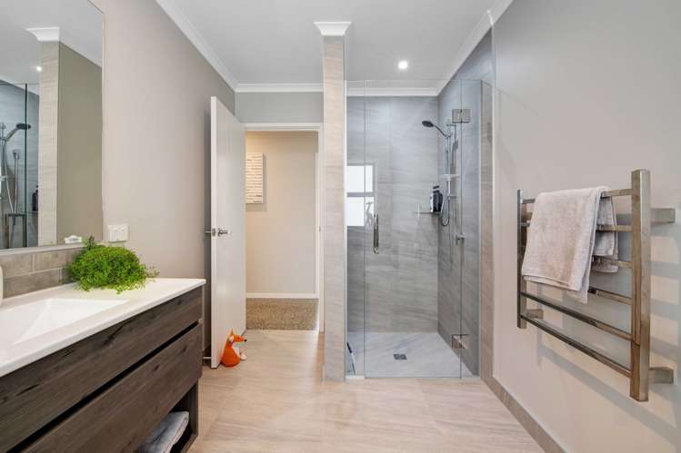 16 Urumaraki Avenue Helensville_21