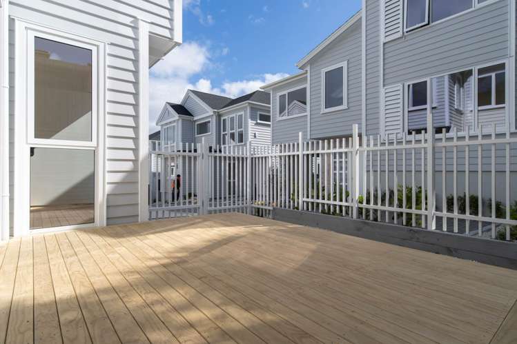 14B William Souter Street Forrest Hill_23