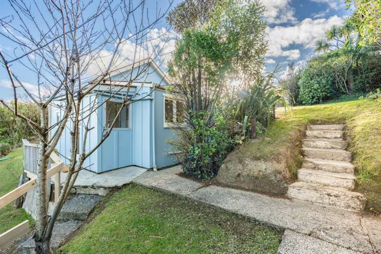 1 Luss Road Company Bay_23