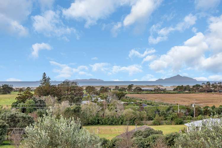 328 Cove Road Waipu_30