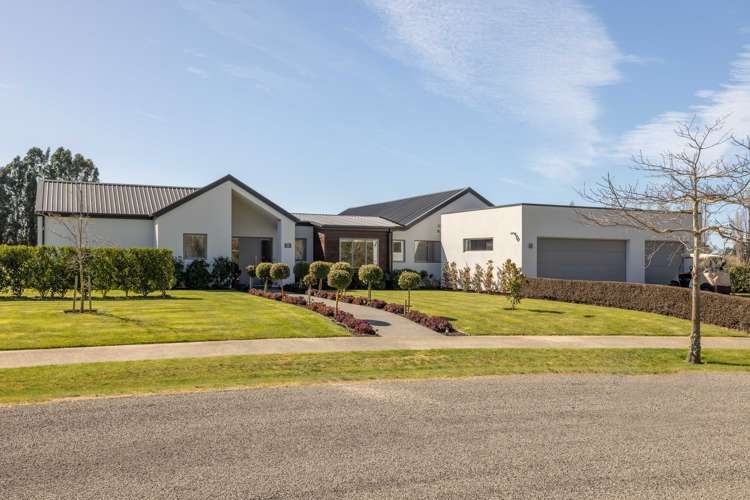 52 Mapleham Drive Pegasus_23