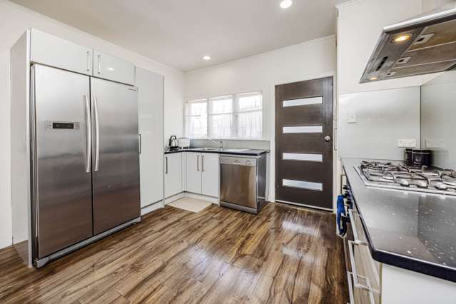 45 Russell Road Manurewa_2