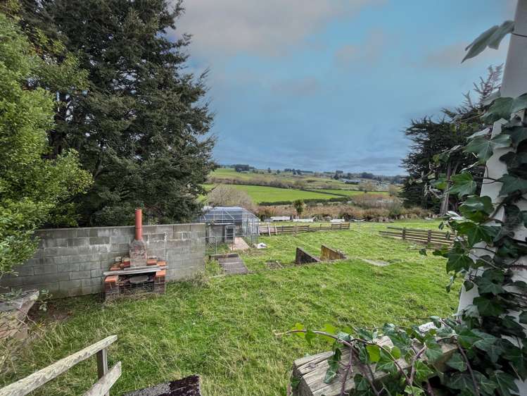 26 High Street West Nightcaps_14