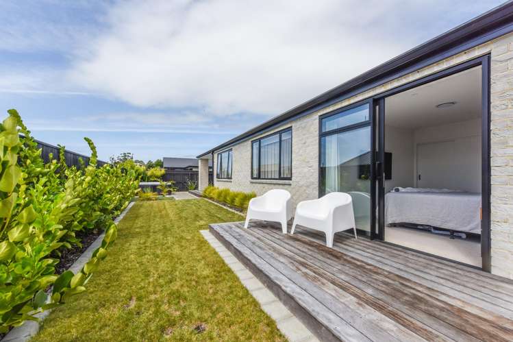 5 Safre Place Mapua_37