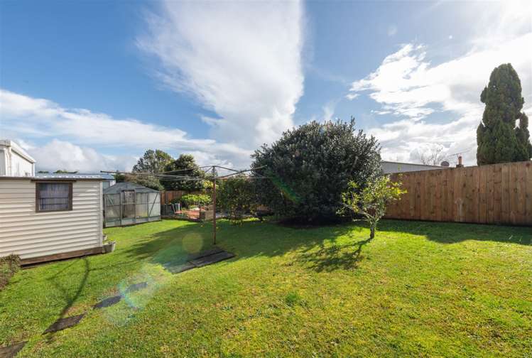 70 Sylvan Crescent Te Atatu South_19