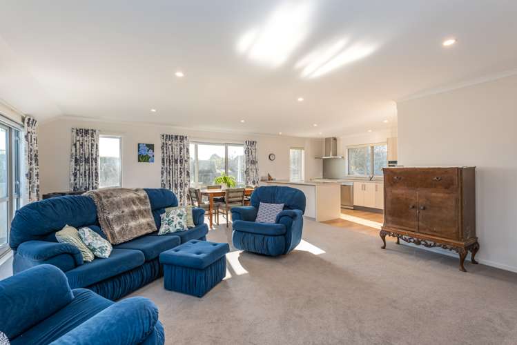 27 Landy Street Dallington_9