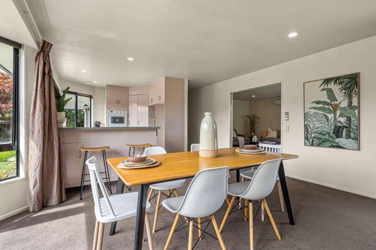 5 Bremner Crescent Stoke_4