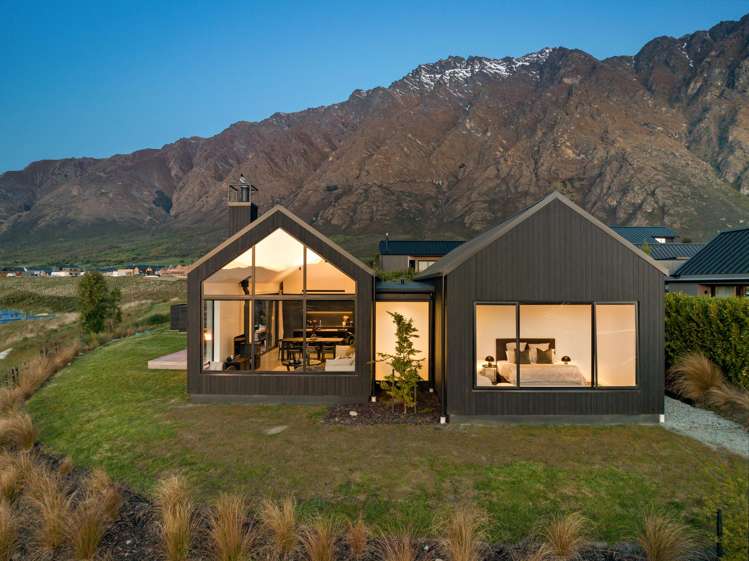 3 Wanderer Lane Jacks Point_14