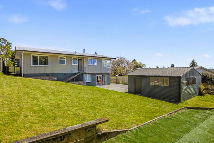 18 Kotare Street Hilltop_24