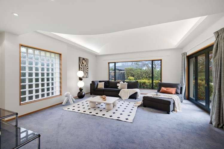 2 Renoir Lane Ilam_8