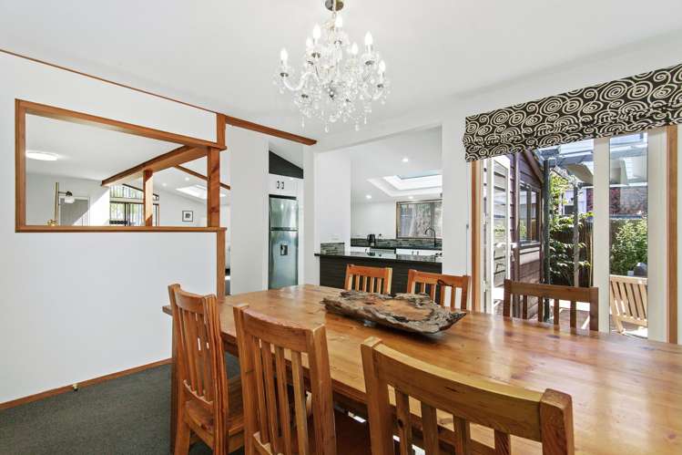 42 McEnroe Grove Naenae_6