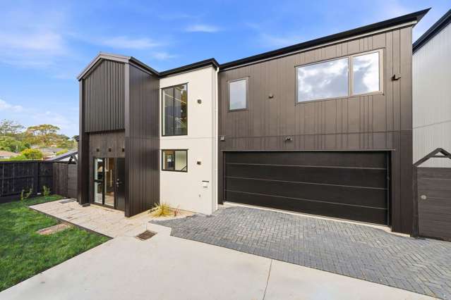Brand New Westlake Homes in Sunnynook