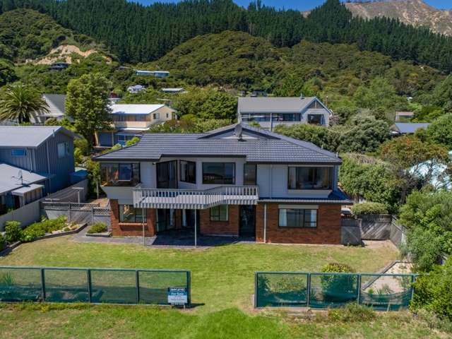 19 Cornwall Place Takaka_1