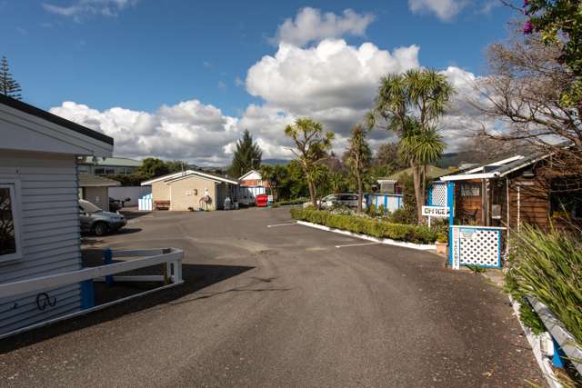 42-44 Ocean Road Paraparaumu Beach_3