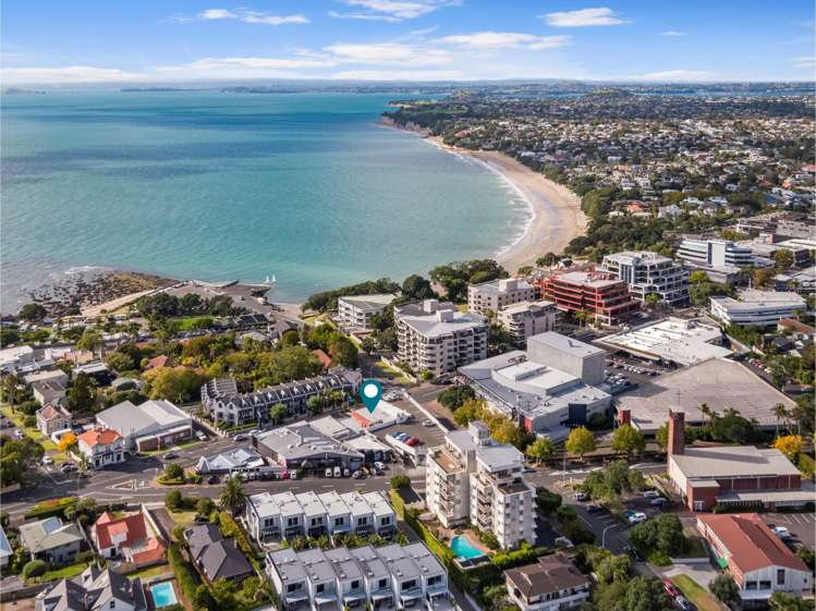 164 Hurstmere Road_0