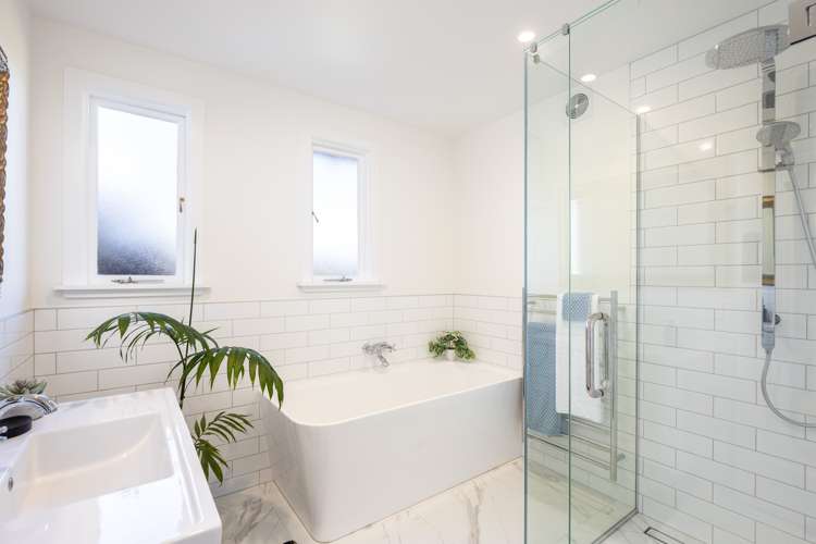 22 Ridge Lane New Plymouth Central_14